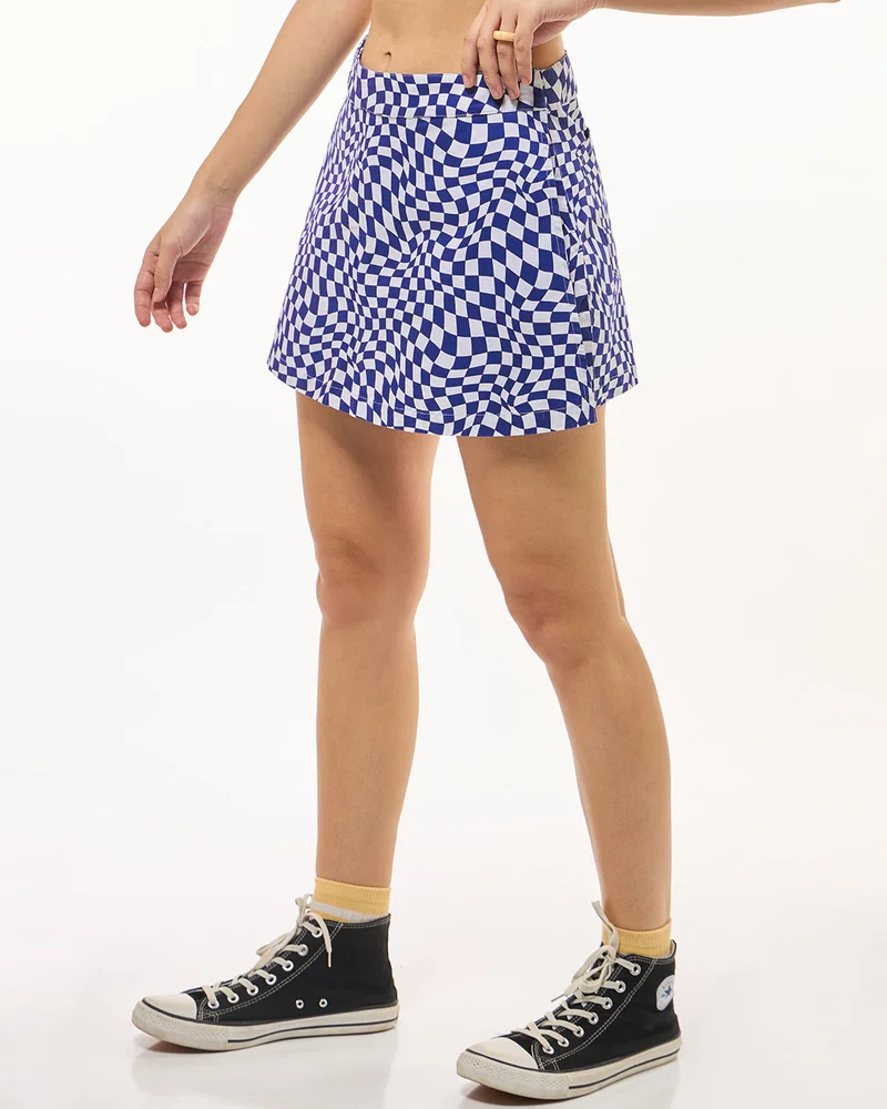 bewakoof Women's Blue & White All Over Printed Skorts